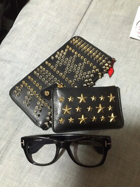 「JIMMY CHOO（ジミーチュウ）のアイテム（キーケース/キーアクセサリー）」を使った、シンさん（メンズ・181cm）の冬コーディネート