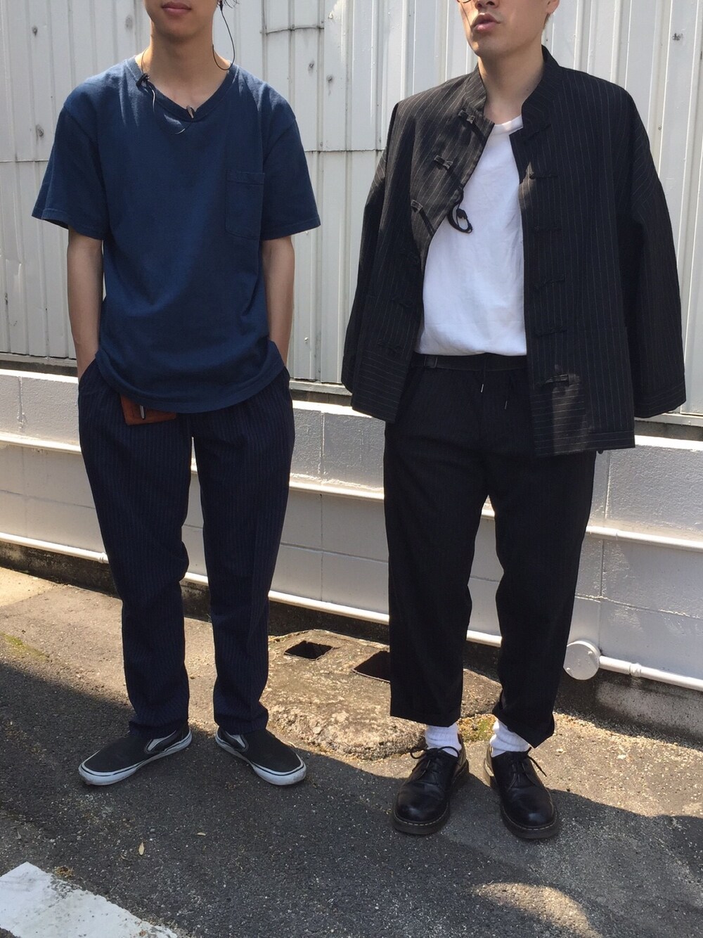 「no brandのアイテム（パンツ、ブラック系）」を使った、TICK-TOCK Paradimeさん（メンズ・170cm）の夏コーディネートの1枚目の写真