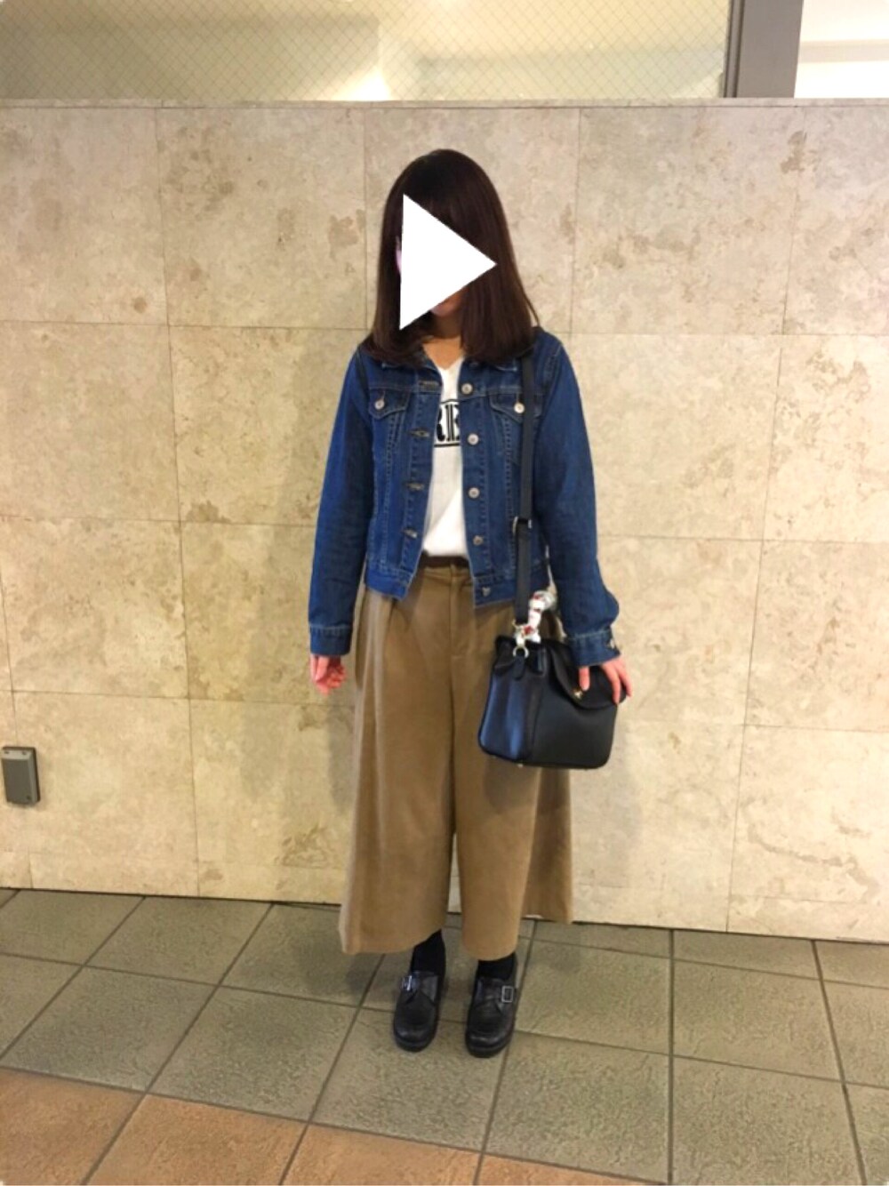 「休日スタイル、はるコーデ、ワイドパンツ、Gジャン」｜「Doux archivesのアイテム（ニット/セーター、ホワイト系）」を使った、Rina…♡さん（レディース・152cm）の春コーディネートの1枚目の写真