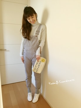 「Mila Owen（ミラオーウェン）のアイテム（サロペット/オーバーオール）」を使った、あみぃ さん（レディース・163cm）の冬コーディネート