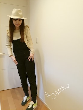 「Mila Owen（ミラオーウェン）のアイテム（サロペット/オーバーオール）」を使った、あみぃ さん（レディース・163cm）の冬コーディネート
