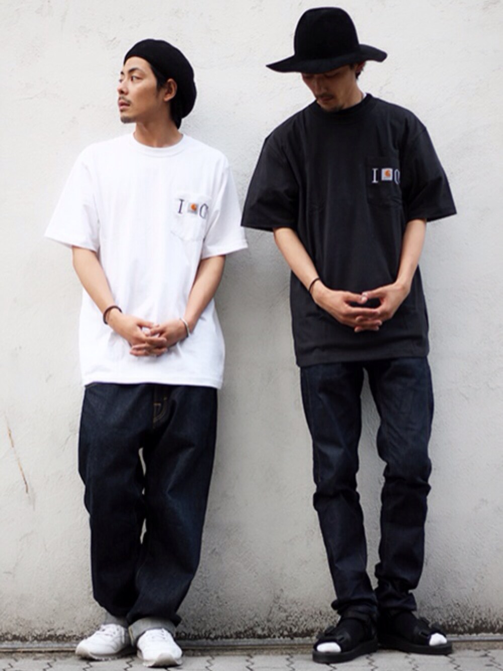 「シンプルコーデ、サマースタイル、ラフ、Tremolo、ジーンズ、iCON.、サルエルデニム、ベレー帽、ビッグシルエット、ワイドパンツ」｜「ICONのアイテム（Tシャツ/カットソー、ホワイト系）」を使った、YUSUKE_WAKAMORIさん（メンズ・178cm）の夏コーディネートの1枚目の写真