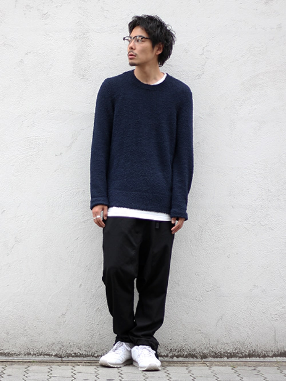 「Tremolo、Maison Martin Margiela、ganryu、ニット、サルエルパンツ、夏コーデ、シンプル、120万円」｜「Maison Margielaのアイテム（ニット/セーター、ブルー系）」を使った、YUSUKE_WAKAMORIさん（メンズ・178cm）の夏コーディネートの1枚目の写真