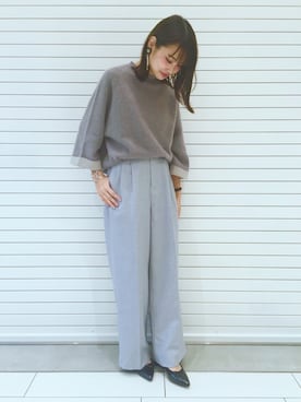 「オールグレー」｜「アイテム（パンプス）」を使った、cocoさん（レディース・158cm）の秋コーディネート