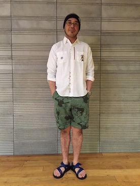 「WILD THINGS（ワイルドシングス）のアイテム（パンツ）」を使った、小野さん（メンズ・185cm）の春コーディネート