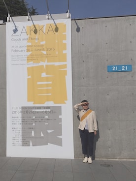 「MHL.」｜「アイテム（カバーオール）」を使った、カエさん（レディース・150cm）の春コーディネート