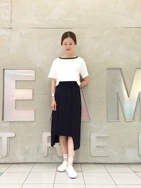 「アイテム（レッグウェア）」を使った、たてやんさん（レディース・168cm）の春コーディネート