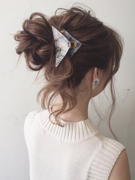 金子真由美さんのコーディネート