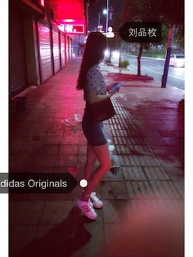 「WU-TANG（ウータン）のアイテム」を使った、劉品枚_さん（レディース・155cm）の夏コーディネート