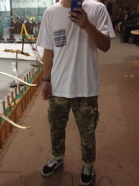 潮尼玛さんのコーディネート