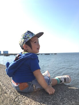 「BeBe（ベベ）のアイテム（キャップ）」を使った、sou...iさん（キッズ・90cm）の秋コーディネート