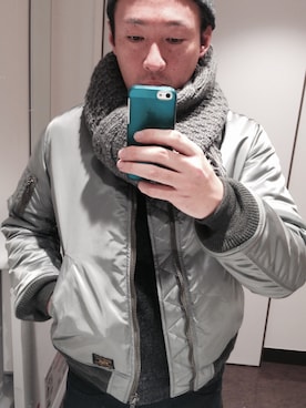 「アイテム（ナイロンジャケット、グリーン系）」を使った、なおきさん（メンズ・181cm）の冬コーディネート