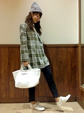 「LBC（エルビーシー）のアイテム（帽子）」を使った、MANOさん（レディース・156cm）の冬コーディネート