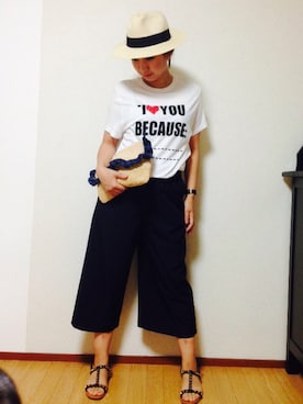 「ZARA（ザラ）のアイテム（Tシャツ/カットソー、ホワイト系）」を使った、sat(*☻-☻*)さん（レディース）の夏コーディネート