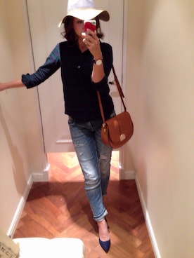 「ZARA（ザラ）のアイテム（デニムパンツ、ブルー系）」を使った、sat(*☻-☻*)さん（レディース）の秋コーディネート