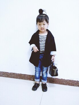 「Guess（ゲス）のアイテム（パンツ）」を使った、Vivian2013さん（キッズ・100cm）の秋コーディネート