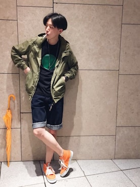 「PULL&BEAR（プルアンドベア）のアイテム（ミリタリージャケット）」を使った、山姆大叔さん（メンズ・175cm）の春コーディネート