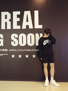 「PULL&BEAR（プルアンドベア）のアイテム（カーゴパンツ）」を使った、山姆大叔さん（メンズ・175cm）の夏コーディネート