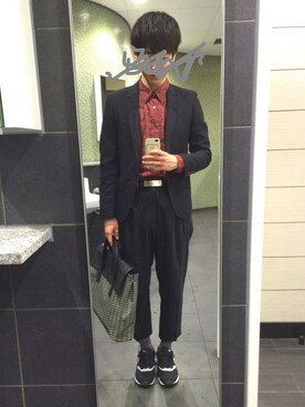 「DISCOVERED（ディスカバード）のアイテム（スラックス）」を使った、hiiiさん（メンズ・172cm）の春コーディネート