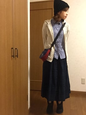 「B.L.U.E（ビーエルユーイー）のアイテム（スカート）」を使った、さちさん（レディース・152cm）の秋コーディネート