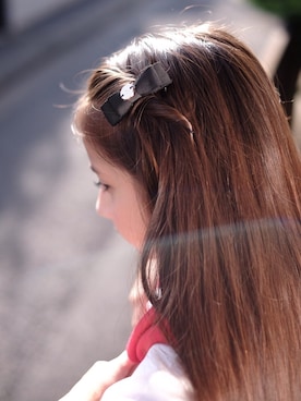 「アイテム（バレッタ/ヘアクリップ）」を使った、WA mignonさん（キッズ・120cm）の冬コーディネート