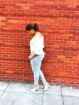 Lu Whiteさんのコーディネート