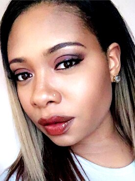 Lu Whiteさんのコーディネート