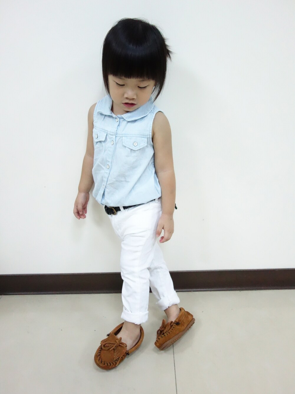「2歲、kids」｜「babyGAPのアイテム（トップス、ブルー系）」を使った、Masha.TWさん（キッズ・90cm）の秋コーディネートの1枚目の写真