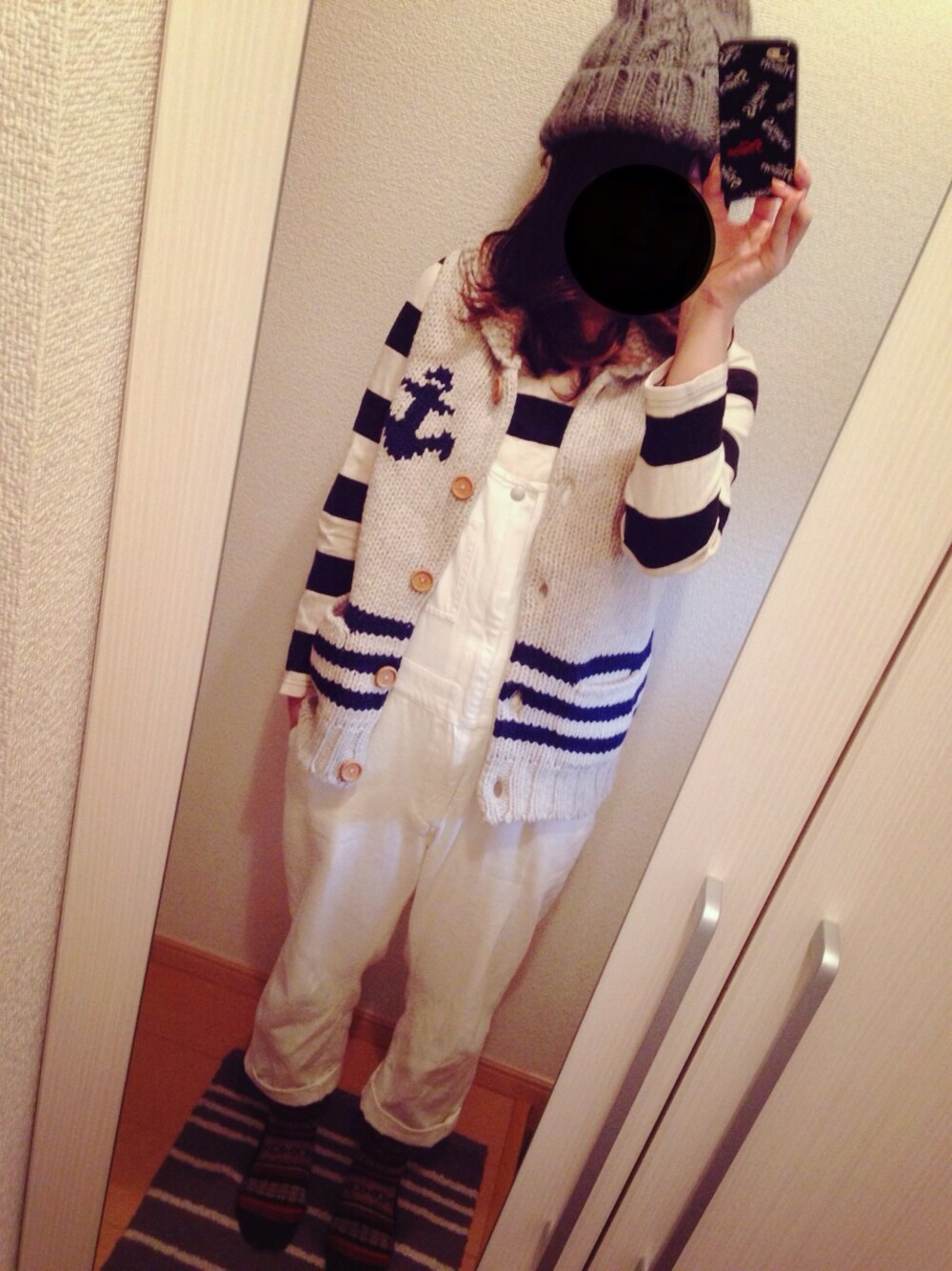 「niko and...、ベスト、しましま、ホワイトデニム、白オーバーオール、Dot＆Stripes CHILD　WOMAN」｜「My Fav. CHILD WOMANのホワイトデニム/ヒッコリー　サロペット（サロペット/オーバーオール、ホワイト系）」を使った、きのこさん（レディース・154cm）の春コーディネートの1枚目の写真