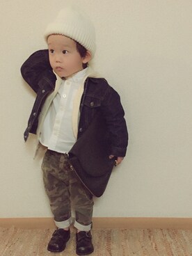 「OSHKOSH（オシュコシュ）のアイテム（デニムジャケット）」を使った、ayatakeさん（キッズ・90cm）の冬コーディネート