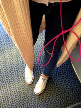 「CONVERSE（コンバース）のアイテム（スニーカー、ホワイト系）」を使った、あいさん（レディース・153cm）の春コーディネート