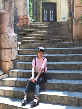 「UNIQLO（ユニクロ）のアイテム（デニムパンツ、ブラック系）」を使った、suzyさん（レディース・153cm）の夏コーディネート