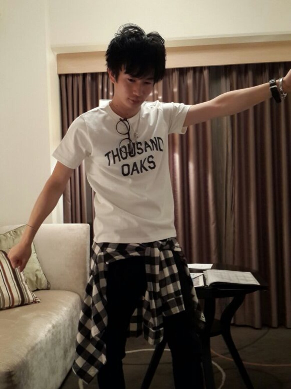 「JOURNAL STANDARD relumeのアイテム（Tシャツ/カットソー、ホワイト系）」を使った、marsa haseさん（メンズ・173cm）の秋コーディネートの1枚目の写真