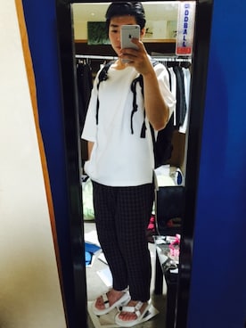 「umit benan（ウミットベナン）のアイテム（パンツ）」を使った、YUKIさん（メンズ・170cm）の夏コーディネート