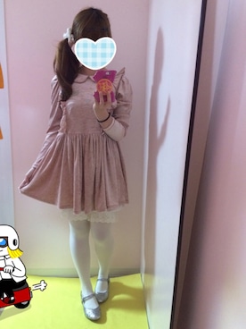 「ネコ」｜「アイテム（パンプス）」を使った、BERIさん（レディース・153cm）の冬コーディネート
