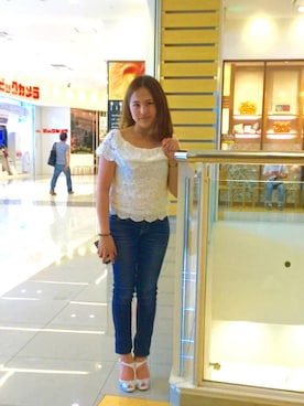 「CECIL McBEE（セシルマクビー）のアイテム（シャツ/ブラウス、ホワイト系）」を使った、Nikki さん（レディース・148cm）の夏コーディネート
