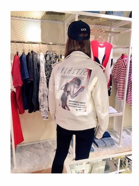 「JOYRICH」｜「アイテム（ライダースジャケット）」を使った、kkkさん（レディース・165cm）の春コーディネート