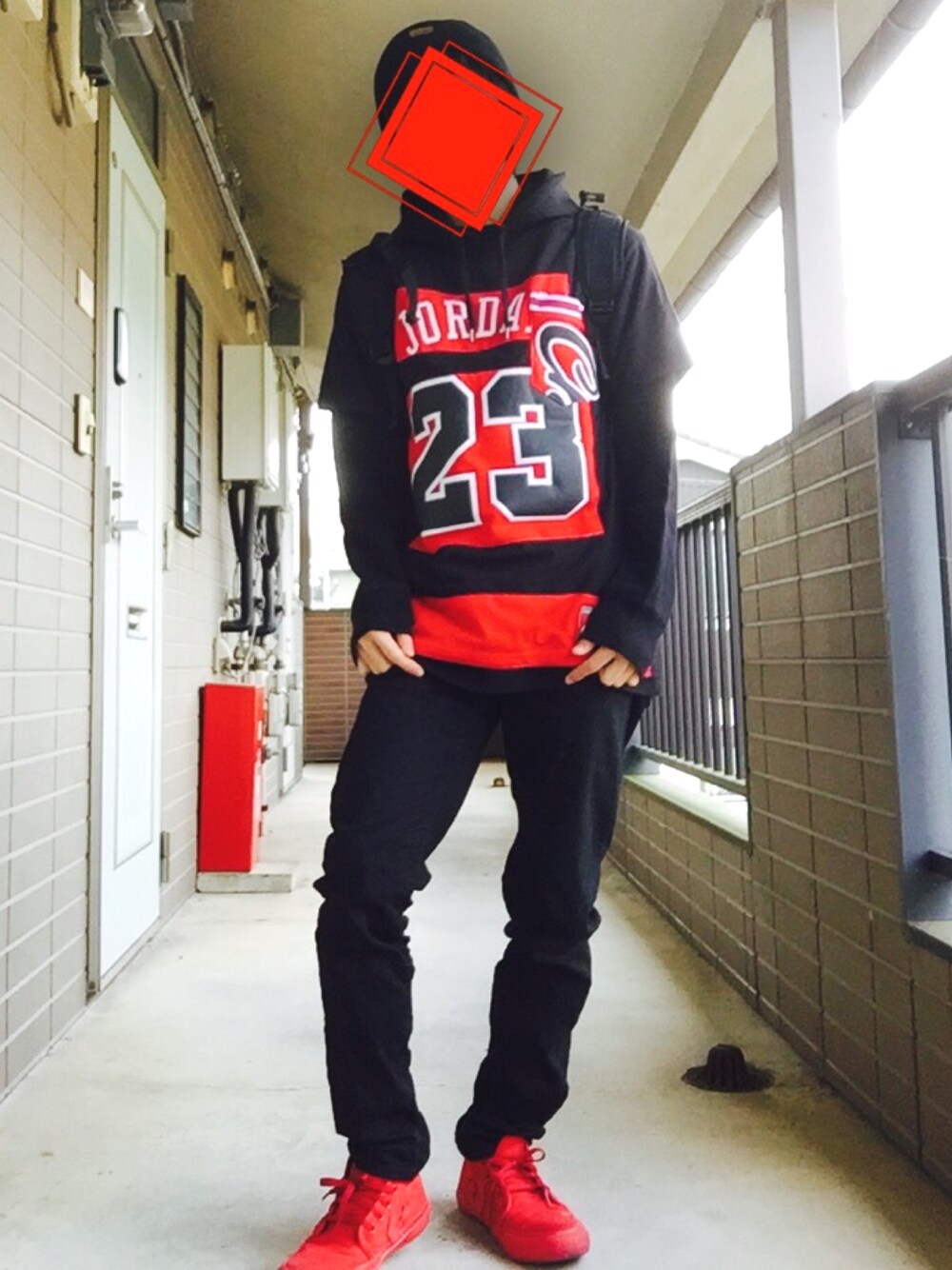 「秋コーデ、23、Jordan、Civiatelier、UNIQLO、プチプラ、スニーカーコーデ、パーカー」｜「no brandのアイテム（ニットキャップ/ビーニー、ブラック系）」を使った、ノルノラさん（メンズ・165cm）の秋コーディネートの1枚目の写真