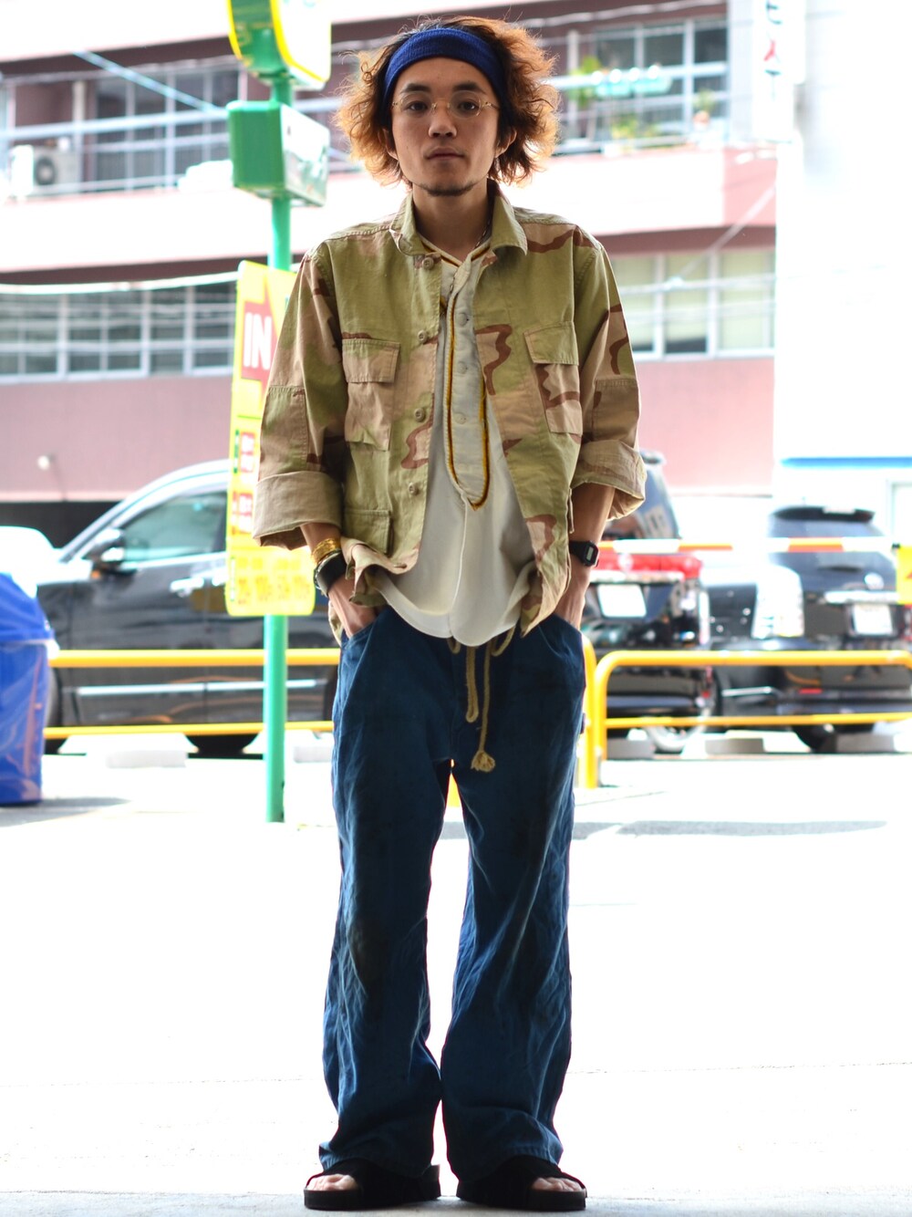 「はるコーデ、ミリタリー、ミリタリージャケット、デニム、ヴィンテージ、ベースボールシャツ、VINTAGE、ヘアバンド」｜「MILITARYのjangle fatigue jacket（ミリタリージャケット、ベージュ系）」を使った、Utah___MATSUYANさん（メンズ・165cm）の春コーディネートの1枚目の写真
