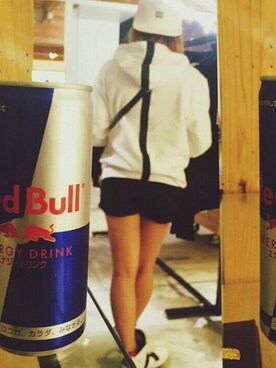 「ELVIRA（エルヴィラ）のアイテム（トップス、ホワイト系）」を使った、sayakaさん（レディース・154cm）の春コーディネート