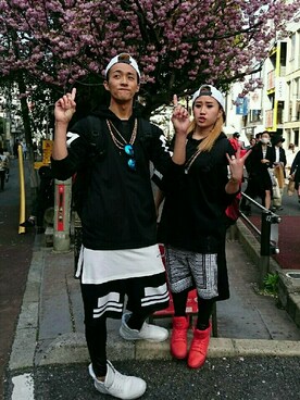 「SUPRA（スープラ）のアイテム（シューズ、レッド系）」を使った、sayakaさん（レディース・154cm）の春コーディネート