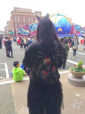 「USJ」｜「アイテム（ライダースジャケット）」を使った、Honokaさん（レディース・164cm）の秋コーディネート