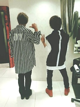 「ELVIRA（エルヴィラ）のアイテム（トップス、ブラック系）」を使った、Shingoさん（メンズ・170cm）の夏コーディネート