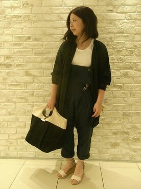 YOKOHAMA STAFF4さん（レディース・153cm）の春コーディネート