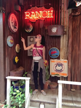 RIE KAWAHARAさんのコーディネート