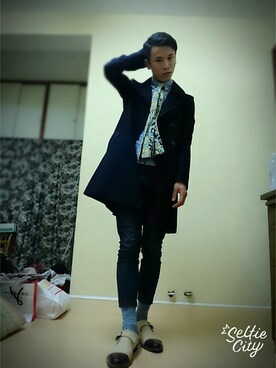 「FIND（ファインド）のアイテム」を使った、TWO PIECE 丫撇さん（メンズ・171cm）の秋コーディネート