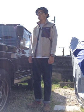 「サンダルに靴下」｜「アイテム（その他アウター）」を使った、まつさん（メンズ・173cm）の春コーディネート