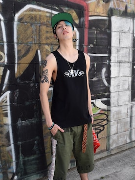 「大阪」｜「アイテム（財布/小物）」を使った、ShowSi@BPWさん（メンズ・176cm）の春コーディネート