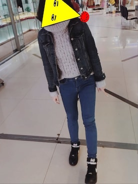 「H&M（エイチ・アンド・エム）のアイテム（Denim jacket、ブルー系）」を使った、童予_卍さん（レディース・165cm）の冬コーディネート