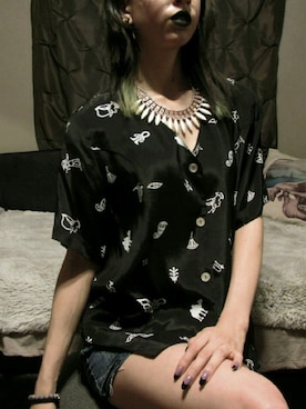 「thrift shop」｜Lizayzay Arredondoさん（レディース・160cm）の秋コーディネート